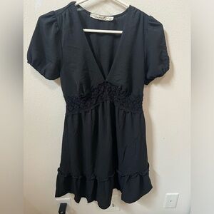 Liberty Love Dress Babydoll V-neck‎ puff sleeved tiered Mini Black S